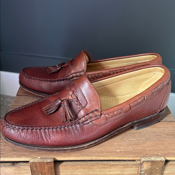 Allen Edmonds Other - Allen Edmonds Leather Tassel Loafers in Rich Brown Size 11D